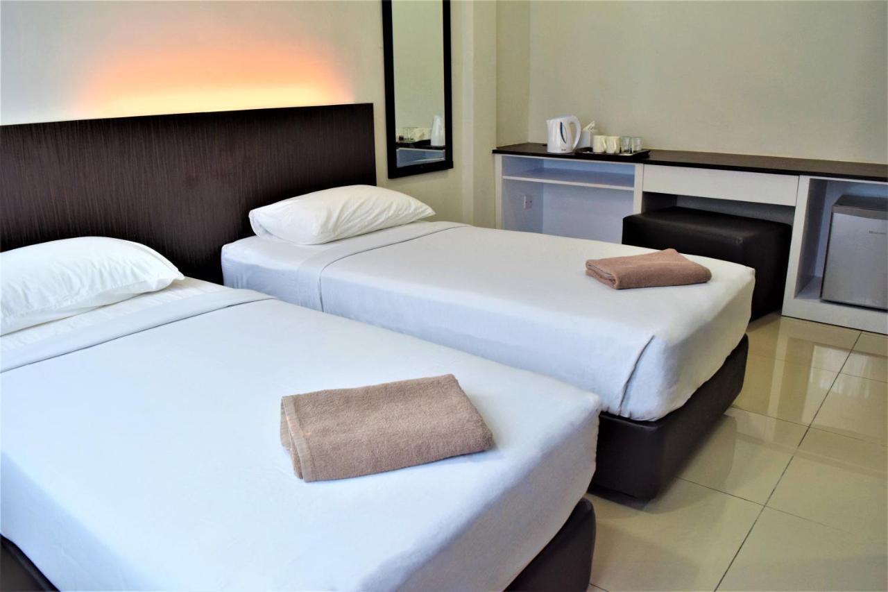 Desaru, Bayu Balau Beach Resort Bandar Penawar Extérieur photo
