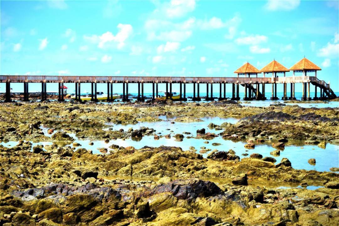 Desaru, Bayu Balau Beach Resort Bandar Penawar Extérieur photo