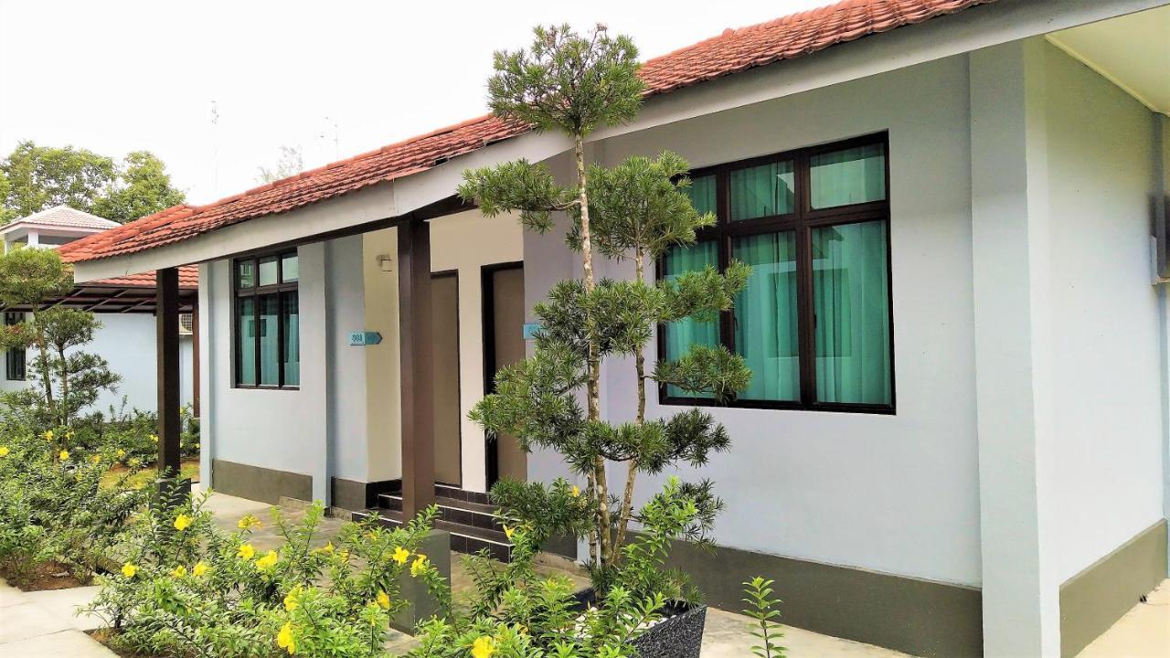 Desaru, Bayu Balau Beach Resort Bandar Penawar Extérieur photo