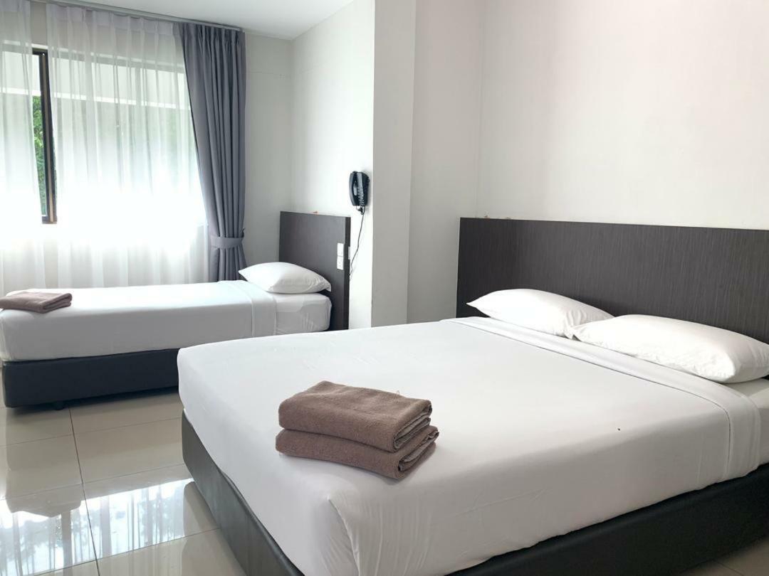 Desaru, Bayu Balau Beach Resort Bandar Penawar Extérieur photo